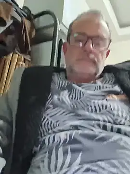 nard53 Live XXX-chat