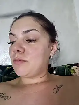 Noraa_me Chat XXX in diretta