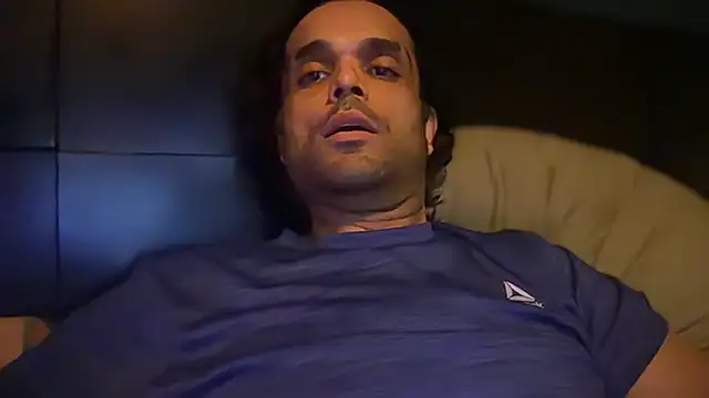 icebergslim281 Chat XXX in diretta