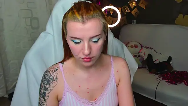Chat +18 de MeganNewCat ao vivo