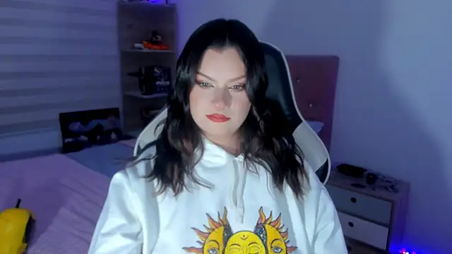 Chat +18 de OphelianaRose33 ao vivo