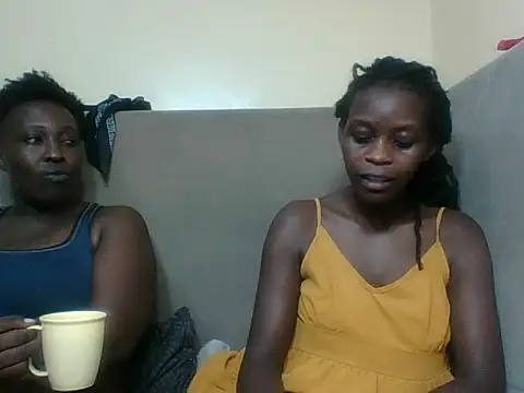 SoftSaphire live XXX chat