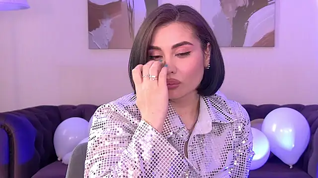 AdrianaToress লাইভ XXX চ্যাট