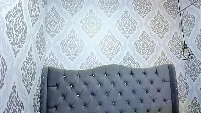 Lilyevansx's Live XXX Chat