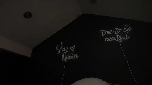 curvy_rosie69's Live XXX Chat