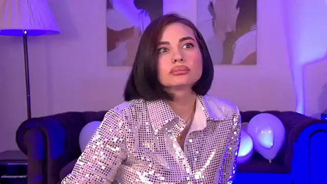 AdrianaToress' Live XXX Chat