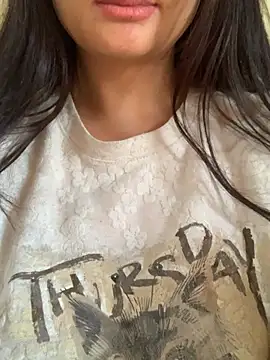 Yaseminn's Live XXX Chat