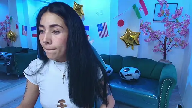 Czat XXX na żywo – Rainy_doll