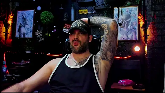 LexHardy XXX чат на живо