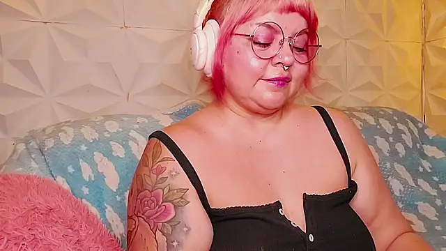 دردشة Satyn_doll الجنسية المباشرة