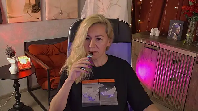 Czat XXX na żywo – DonnaSmitth