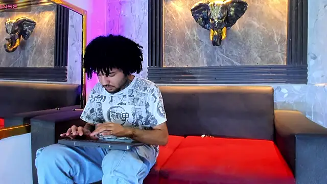دردشة Angelo_Blessed الجنسية المباشرة