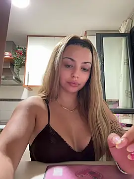 Noeliagglow Live XXX Chat
