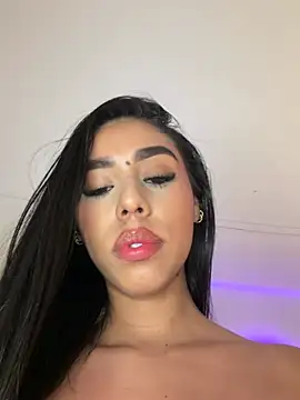 Chat XXX Live Rossie_Blooms