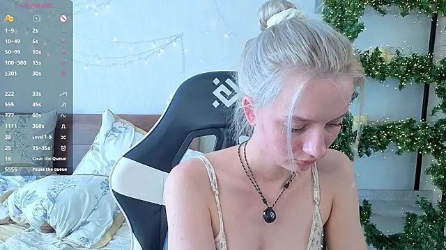 IdaValenti Adlı Modelin Canlı XXX Sohbeti
