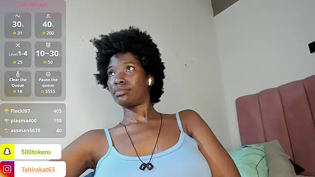 Tahira_21_'s Live XXX Chat