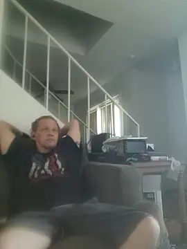 yourMasterisBored live XXX chat