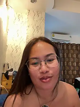 Ponthip – Live XXX-chat