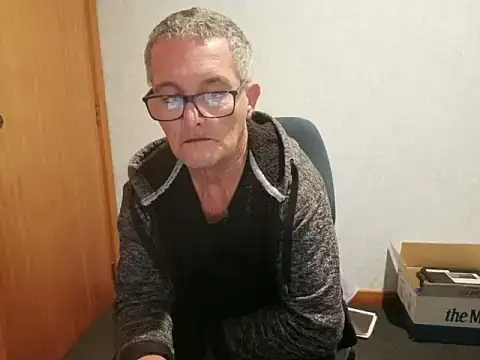 daddy_man Pertunjukan Webcam