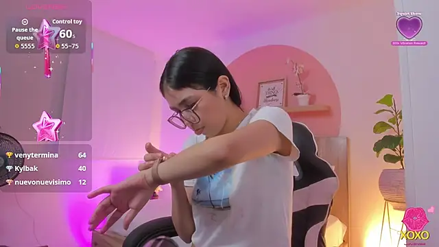 צ'אט XXX בשידור חי של sofi_alix