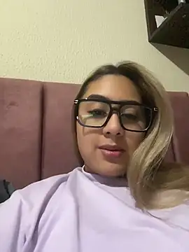 Miabonnett_ live XXX chat
