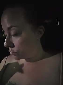 julimonroe's Live XXX Chat
