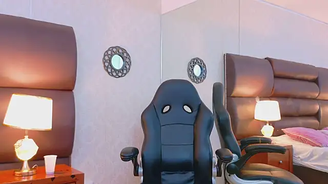 Živý XXX chat LiahRose_