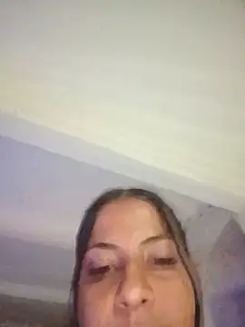 Giselabrunette25 XXX чат на живо