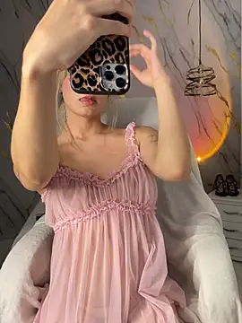lanadoll20 即時 XXX 聊天