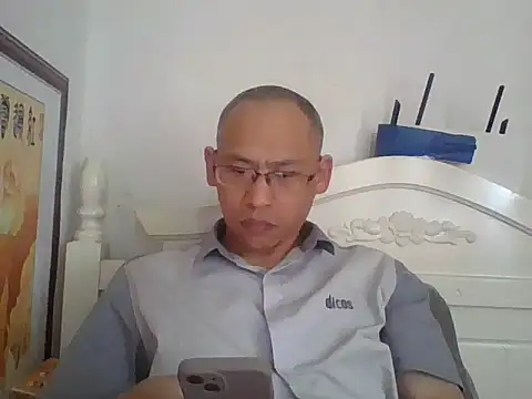benly888 现场XXX聊天