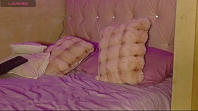 Chat +18 de manumeow1 ao vivo