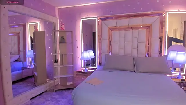 Goldentemptation_のライブXXXチャット