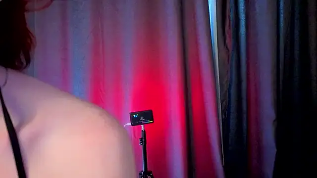 צ'אט XXX בשידור חי של StacyWatts