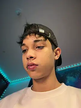 RoughDiamond_ 라이브 XXX 채팅