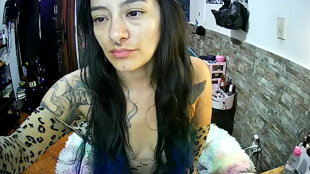 Chat XXX ao vivo de AngelaQueen_