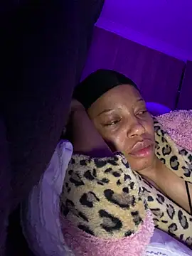 RainBougie's Live XXX Chat