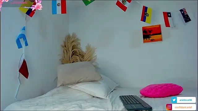 NiceAriel_'s Live XXX Chat