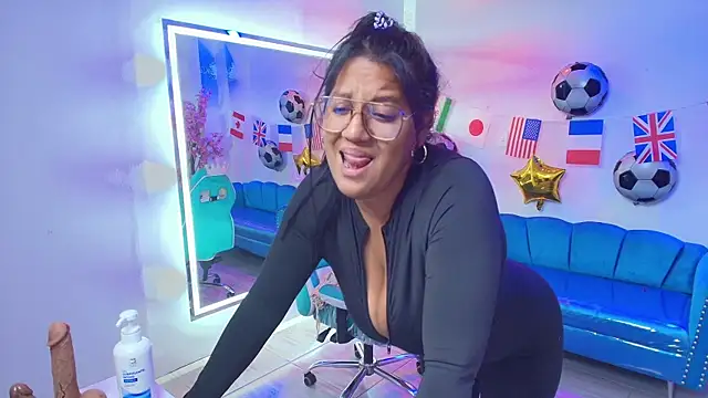Isabella_rows' Live XXX Chat