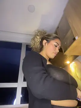 دردشة Maddy_Beluci الجنسية المباشرة