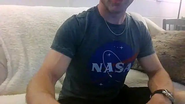 HotStraightDude Live XXX-Chat