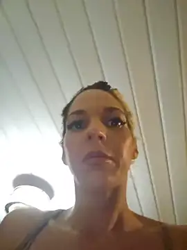 lil_jiggly Chat XXX in diretta