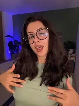 EmaSaenz 라이브 XXX 채팅