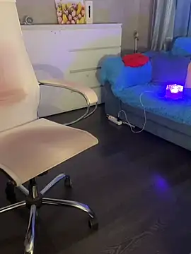0H_Luna Chat XXX in diretta