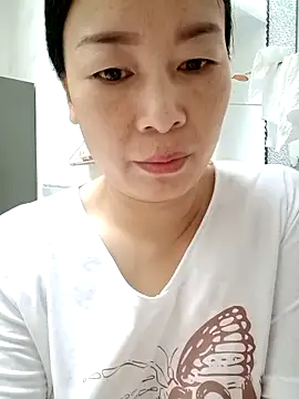 Živý XXX chat mimi2052