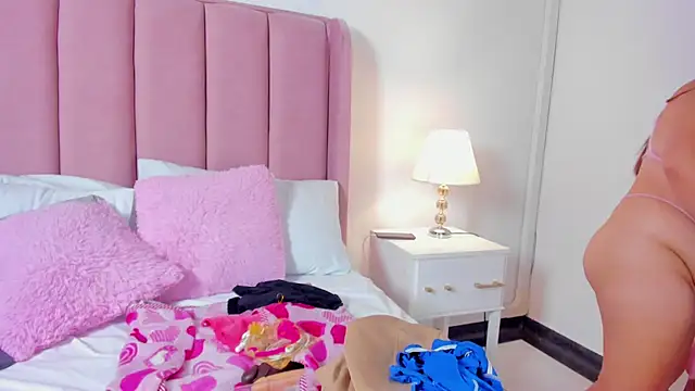 Amelie_Fabulous_'s Live XXX Chat