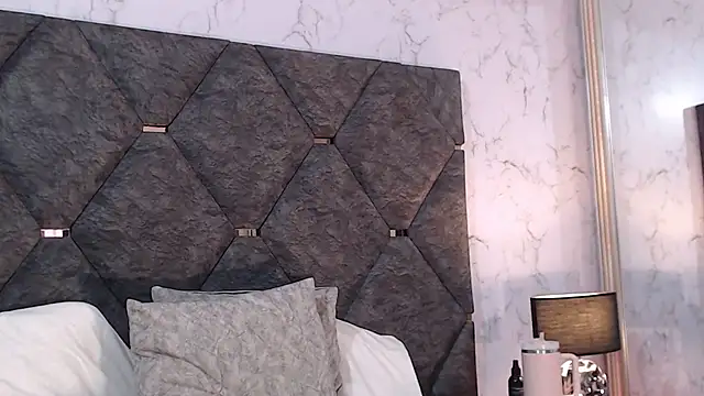 دردشة AmyMartinelli الجنسية المباشرة