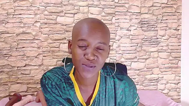 Živý XXX chat EbonyOlive69