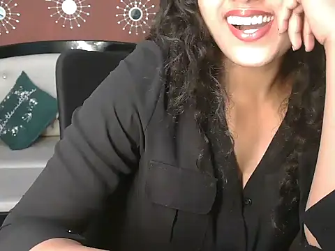 shaalu_sharma – Naživo XXX chat