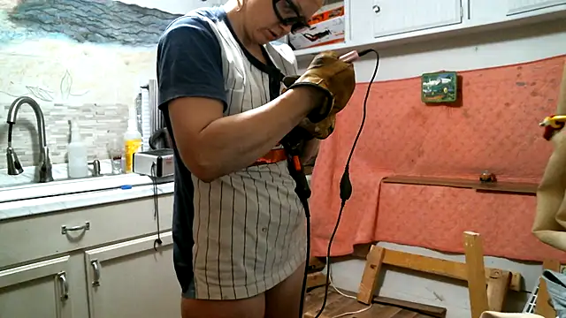 XXX chat uživo modela SexyB214