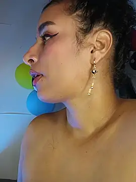 Alizon_1 – Naživo XXX chat